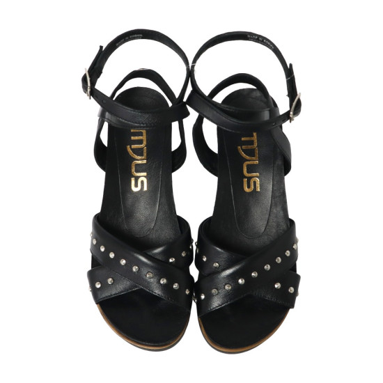 TINO BELLINI 貝里尼 歐洲進口 MJUS 歐美個性鉚釘繫帶厚底涼鞋FSOM011-1(黑色)