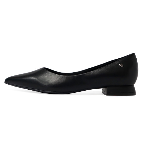 【TINO BELLINI 貝里尼】巴西進口素面尖頭平底鞋FWCT037B-1