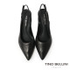 TINO BELLINI 貝里尼 巴西進口 激光雕花尖頭露跟鞋 FW2T003-1(黑色)