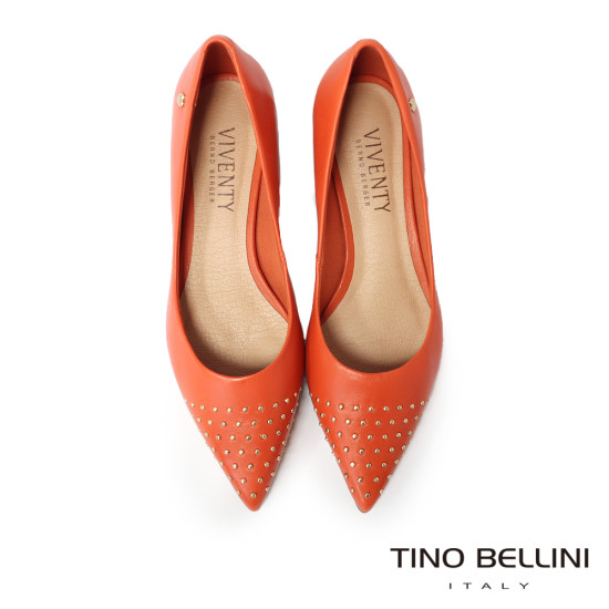 TINO BELLINI 貝里尼 巴西進口 鉚釘造型 尖頭 低跟鞋 FWCV043-Q(橘色)