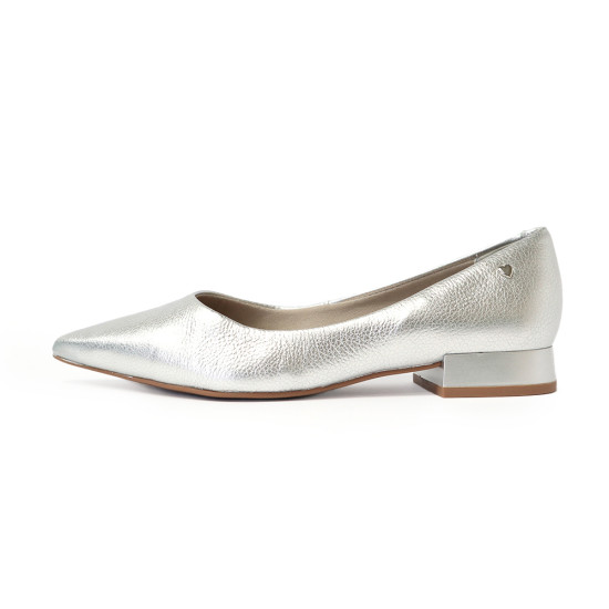 TINO BELLINI 貝里尼 巴西進口 素面尖頭低跟鞋FSCT016A-D