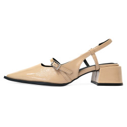 TINO BELLINI 貝里尼 巴西進口 都會雅漆皮尖頭後繫帶低跟鞋FW1V015-3(米色)