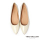 TINO BELLINI 貝里尼 義大利進口素面尖頭平底鞋FSBT012A-0(白色）