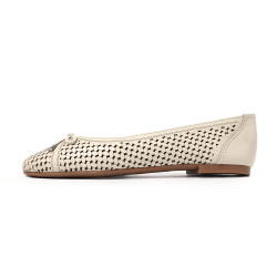 TINO BELLINI 貝里尼 巴西進口氣質鏤空雕刻編織造型透氣平底娃娃鞋FSBT026-0(白色)