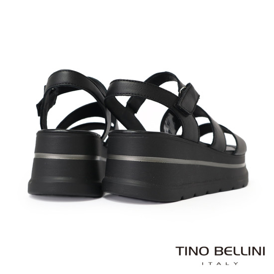 TINO BELLINI 貝里尼 時尚簡約進口真皮寛版魔鬼氈厚底涼鞋FSOT027-1(黑色)