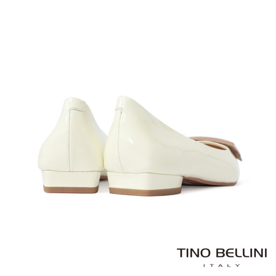 方飾漆皮尖頭平底鞋FSBV0007-3